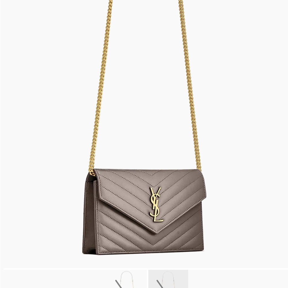 Saint Laurent
Cassandre Envelope Chain Wallet in Lambskin - Picture 4 of 12